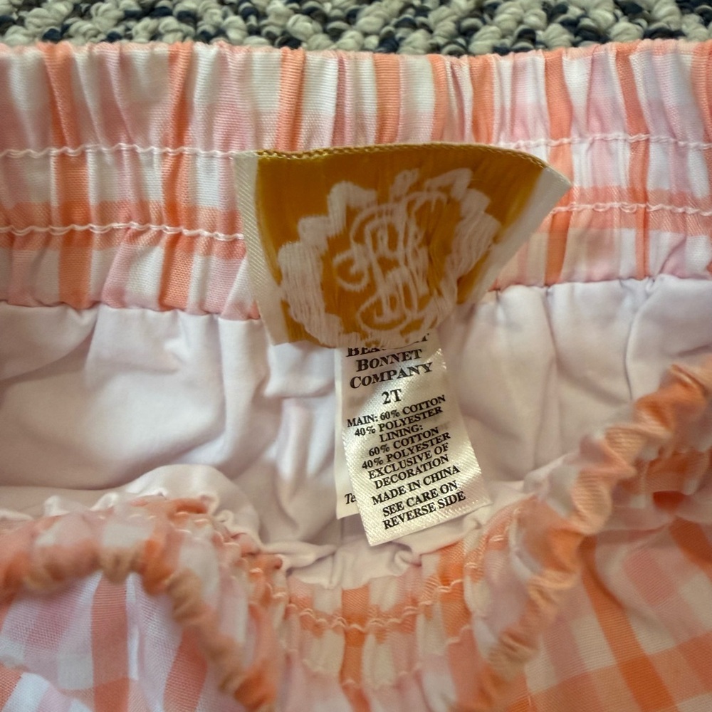🎉 EUC! 🎉 TBBC 2T Peach and White Plaid Shorts - Picture 2 of 3